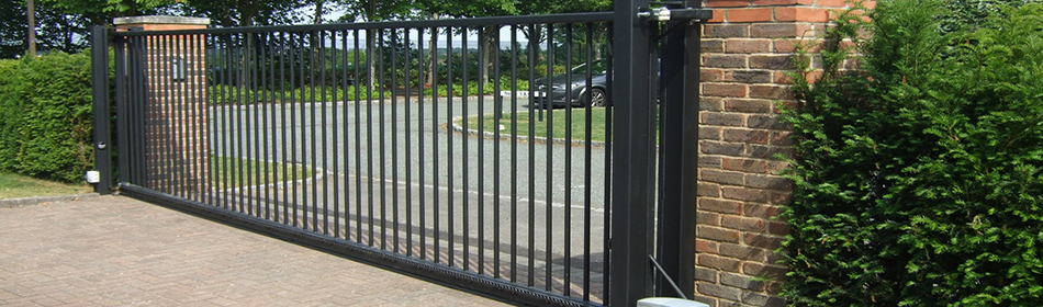We supply and install automatic gates from FAAC, the leading brand in the automation market